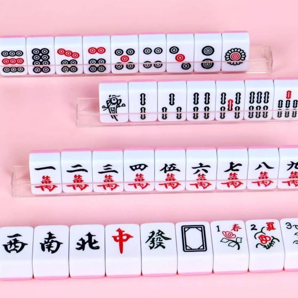 30mm pink mahjong + ruler